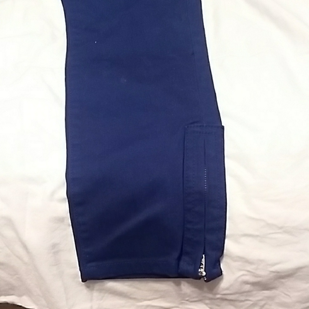 Joe Jeans - Picture 3 of 3
